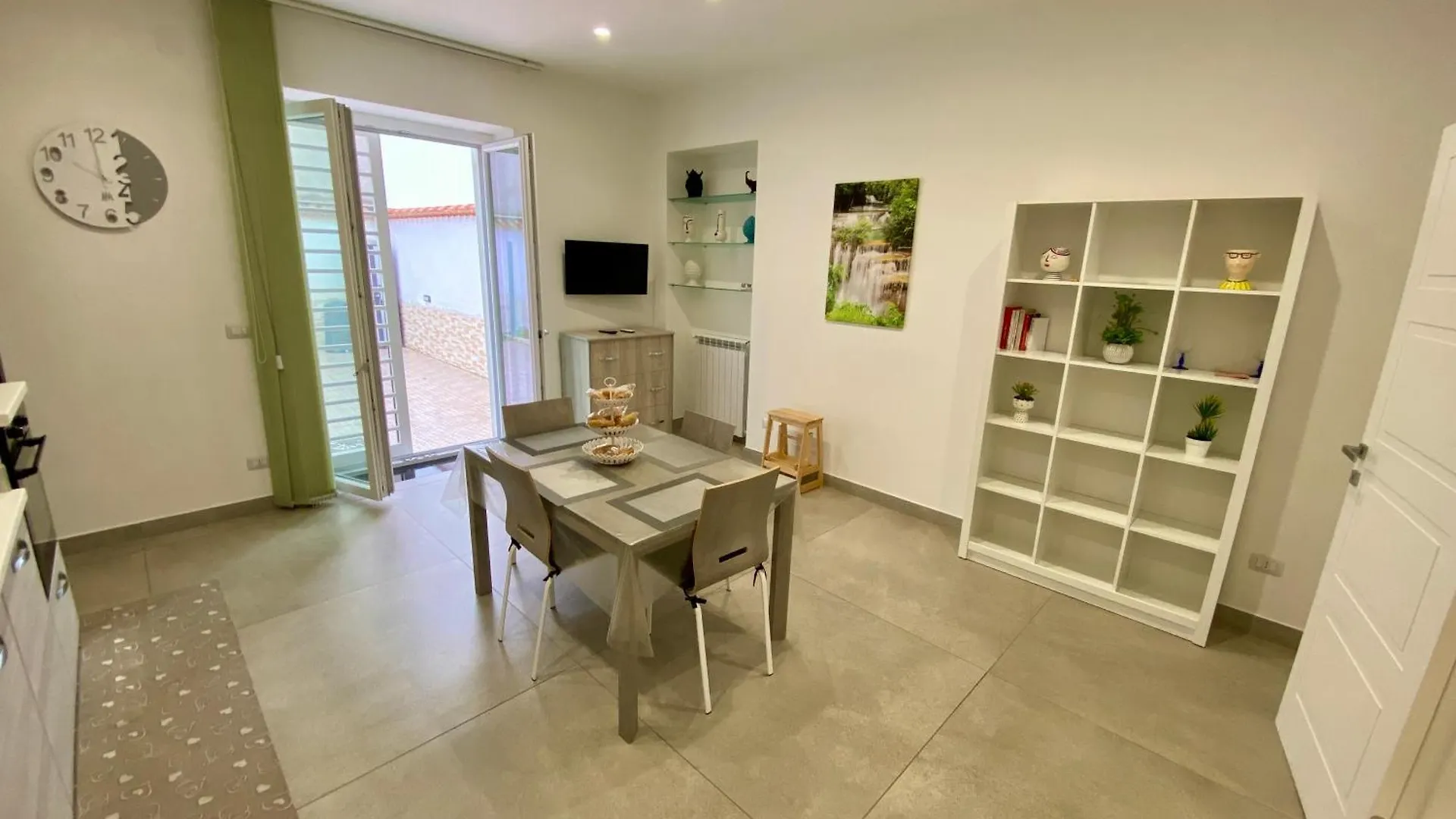 Appartamento Casa Crispino Piano Terra Per 3 Persone Frattaminore 0*,